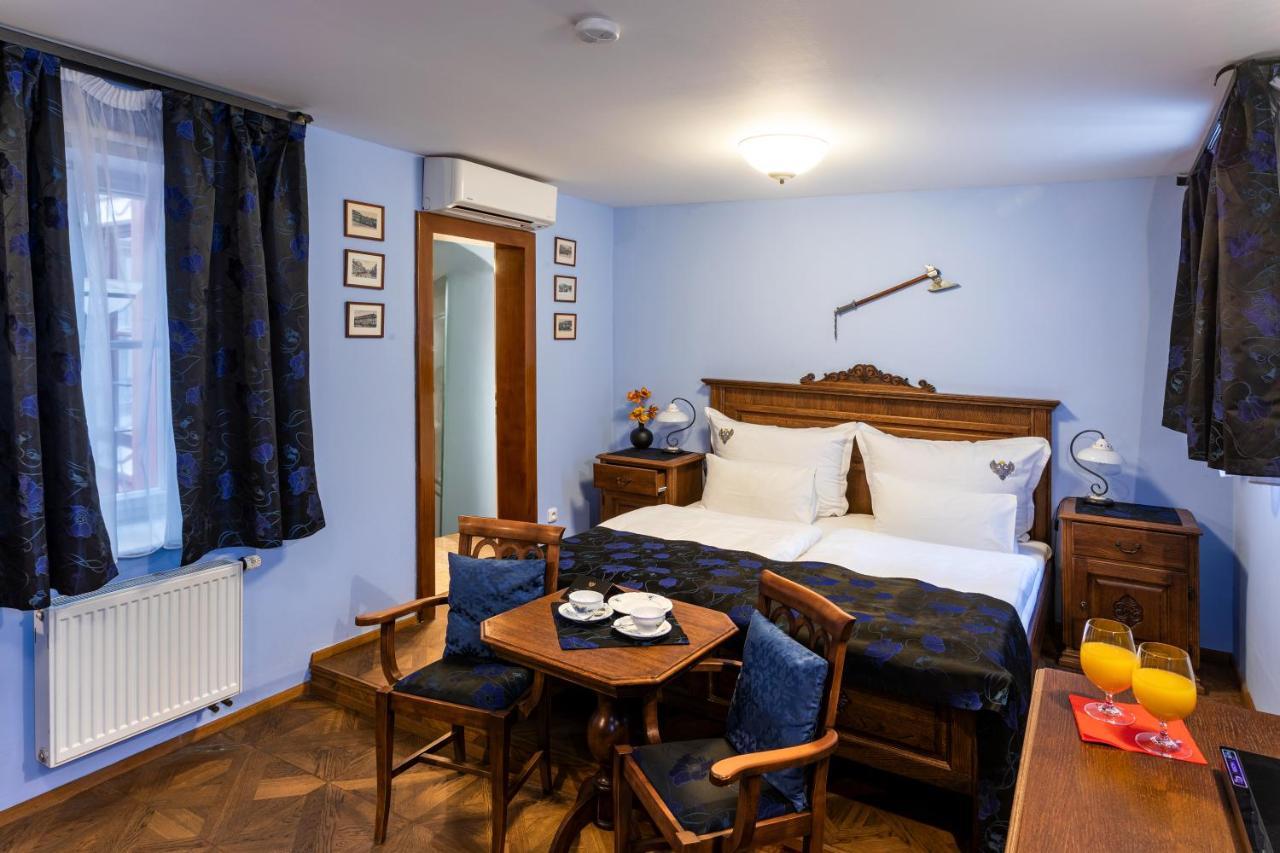 Hotel U Cerneho Orla Praag