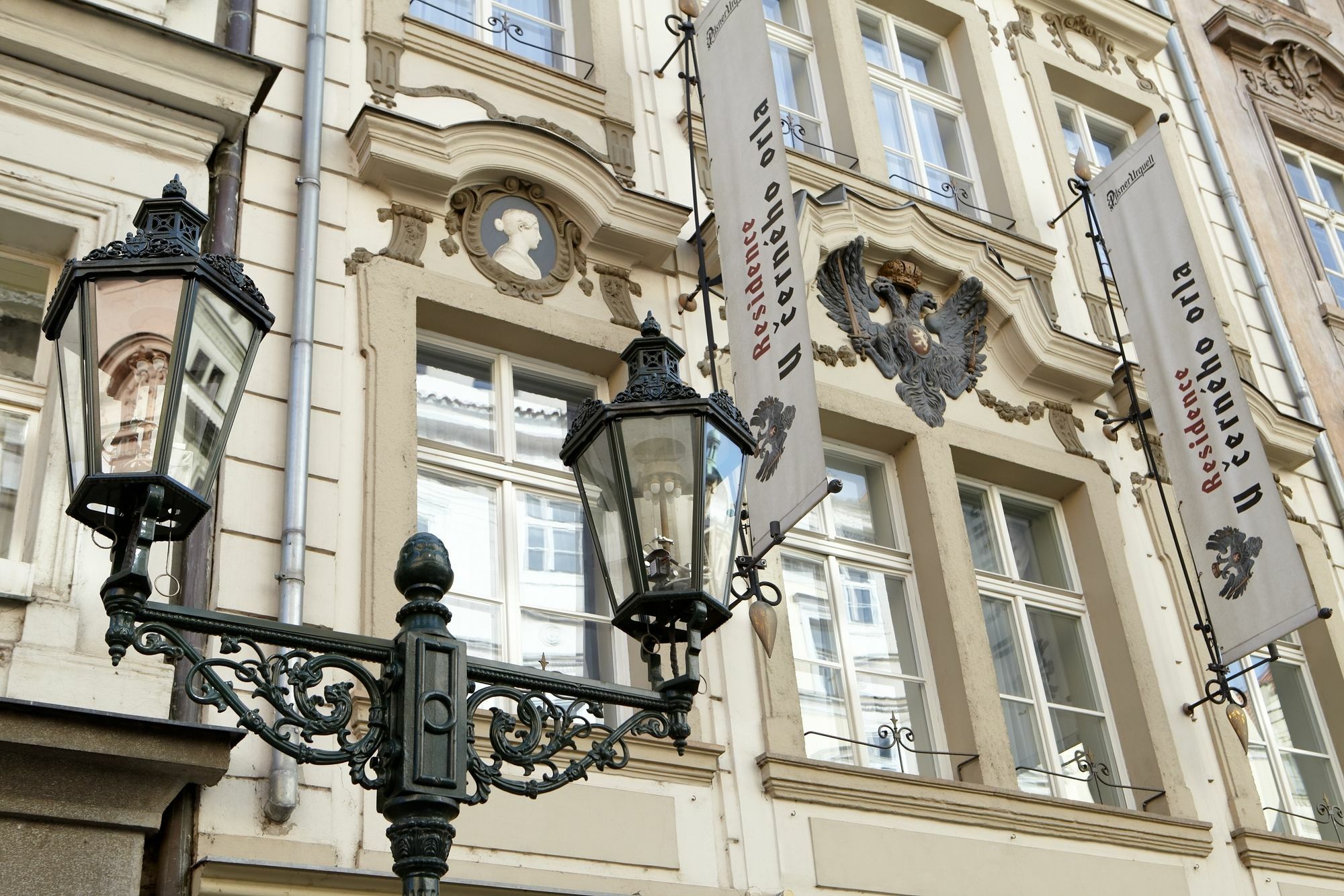 U Cerneho Orla Hotel Prag
